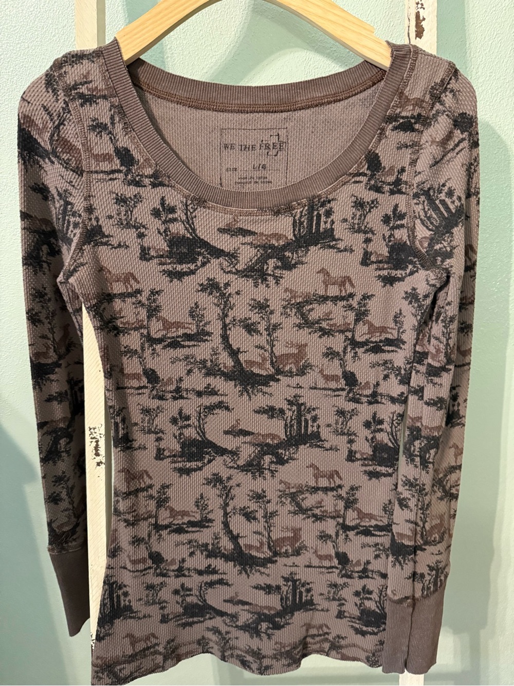 We The Free Free People Women’s Long Sleeve Thermal Nature Pattern Brown Size L